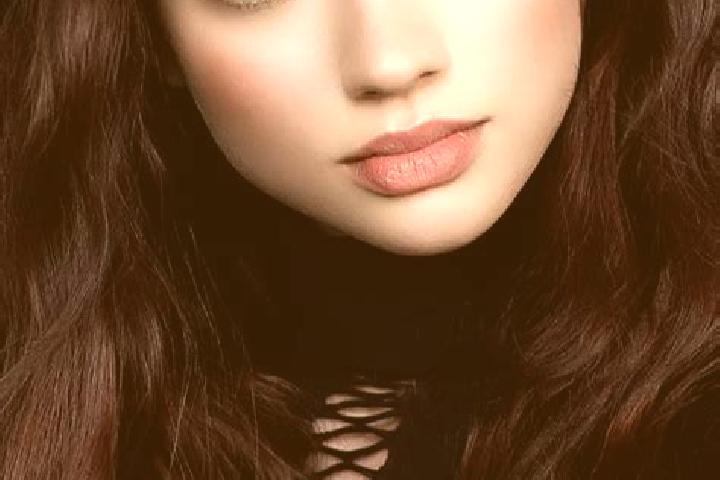 Clara, 22, a brunette dark-eyed slavic companion based in Rosny. Offering Striptease, Fetish, Dinner Date, Massage. Available for incall and outcall, overnig...
