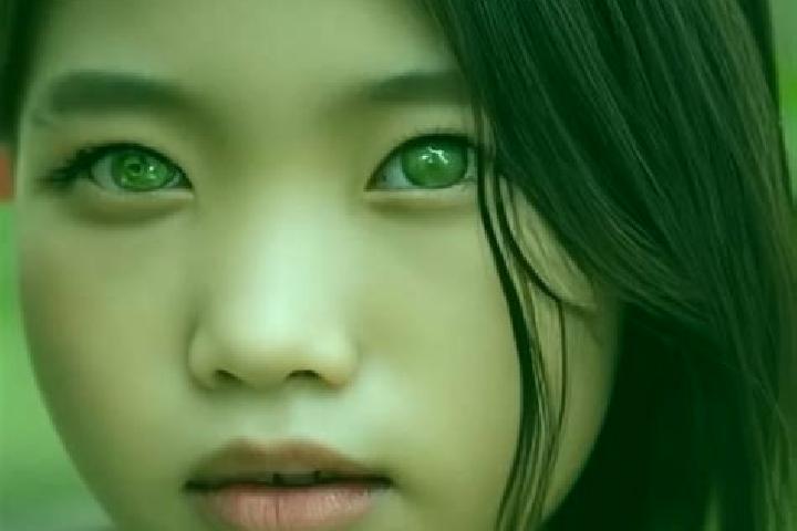 Clara, 22, a chestnut green-eyed asian companion based in Cergnago. Offering Erotic Massage, CIM, BDSM, Overnight. Available for incall and outcall, day and ...