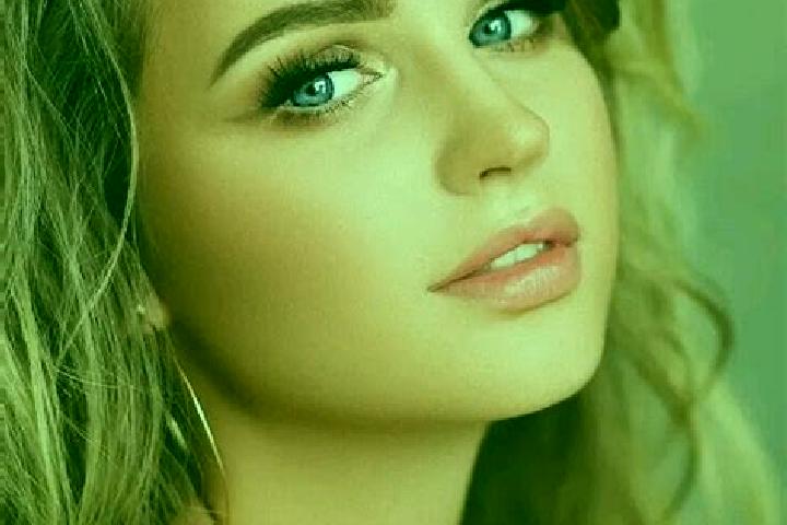 Clara, 22, a dark blonde blue-eyed european companion based in Fiumalbo-Dogana. Offering Tantra, Dinner Date. Available for incall and outcall, overnight boo...
