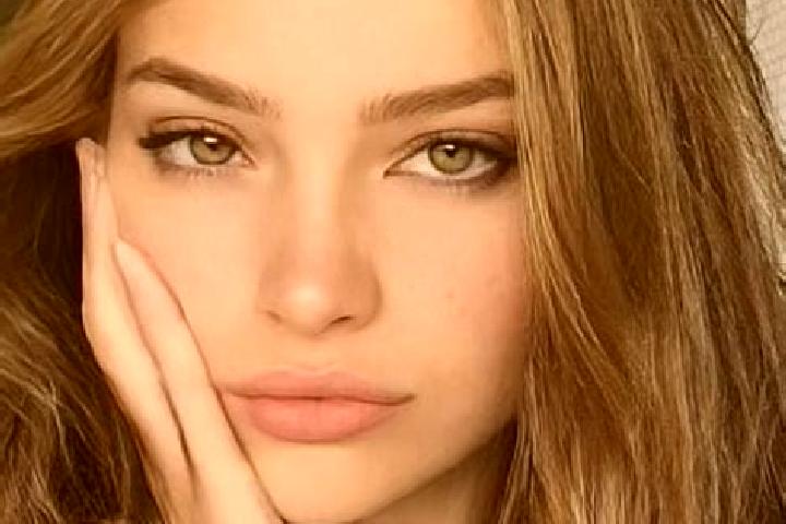 Clara, 22, a dark blonde hazel-eyed slavic companion based in Iezureni. Offering Striptease, GFE, OWO, Deep French Kissing, Domination. Available for incall ...