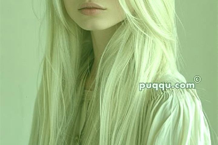 Clara, 22, a platinum blonde blue-eyed caucasian companion based in Limay. Offering OWO, Duos, Fetish. Available for incall and outcall, day and evening dates.
