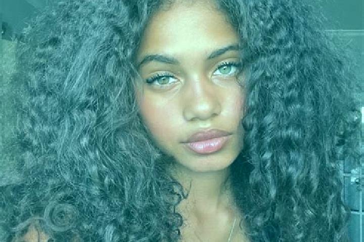 Clara, 22, a red blue-eyed ebony companion based in Shuangwang. Offering Erotic Massage, BDSM, CIM, Duos. Available for incall and outcall, overnight booking...