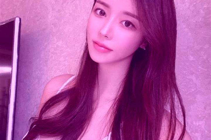 Clara, 22 — Escort in Beilizigu, China