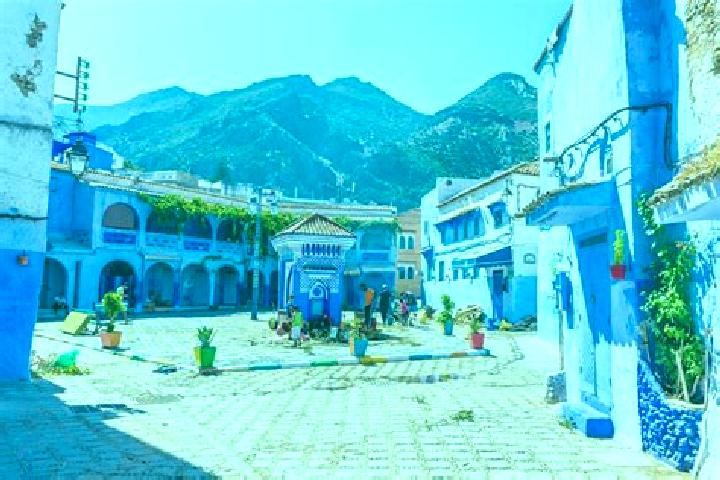 Clara, 22 — Escort in Chefchaouen, Morocco