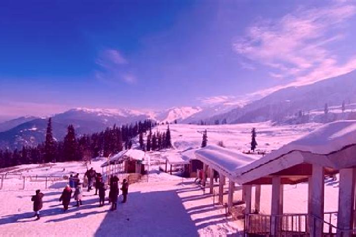 Clara, 22 — Escort in Gulmarg, India