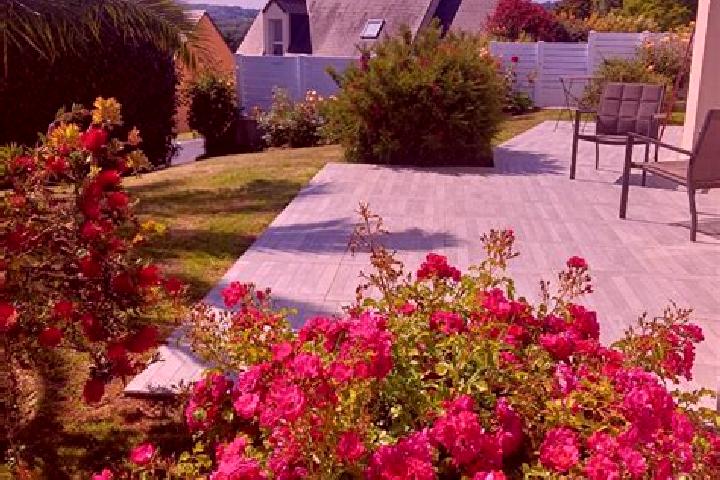 Clara, 22 — Escort in Tourlaville, France
