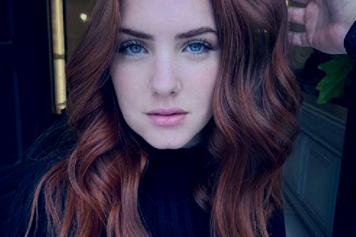 Clara, 23, a auburn blue-eyed caribbean companion based in Kotli. Offering Party Girl, Travel Companion, Erotic Massage, Girlfriend Experience. Available for...