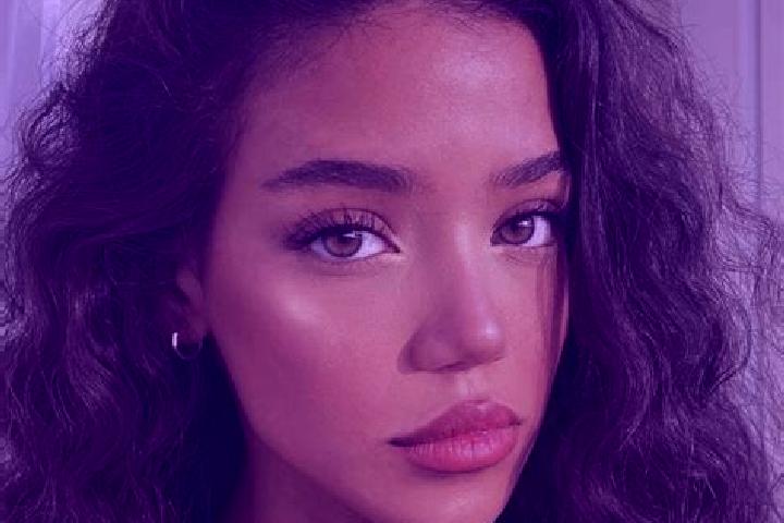 Clara, 23, a black brown-eyed asian companion based in Kranzadougou. Offering BDSM, Tantra, Dinner Date. Available for incall and outcall, overnight bookings...