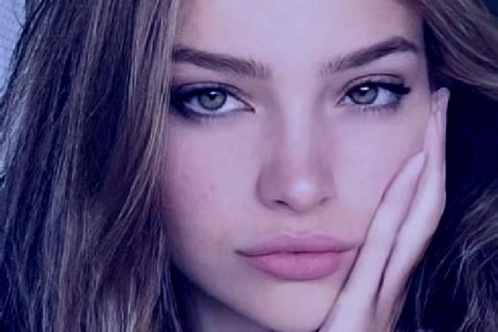Clara, 23, a blonde brown-eyed asian companion based in Sarkeresztur. Offering Striptease, Dinner Date, Massage. Available for incall and outcall, overnight ...