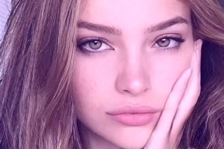 Clara, 23, a blonde brown-eyed middle eastern companion based in Oyonnax. Offering Erotic Massage, Overnight, Fetish, Roleplay. Available for incall and outc...