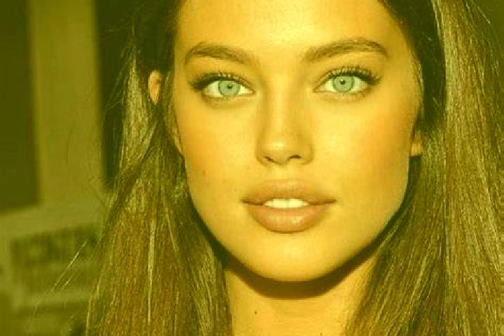 Clara, 23, a chestnut green-eyed caucasian companion based in Yajalon. Offering Girlfriend Experience, Overnight, OWO, BDSM, CIM. Available for incall and ou...