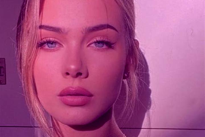 Clara, 23, a dark blonde dark-eyed european companion based in Botao. Offering Massage, OWO, Travel Companion. Available for incall and outcall, day and even...