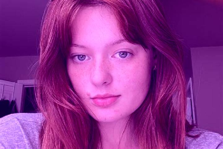 Clara, 23, a red blue-eyed caucasian companion based in Mequon. Offering Prostate Massage, Deep French Kissing. Available for incall and outcall, overnight b...