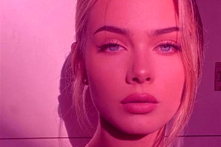 Clara, 23, a red dark-eyed european companion based in Bevillers. Offering Girlfriend Experience, Deep French Kissing, OWO. Available for incall and outcall,...