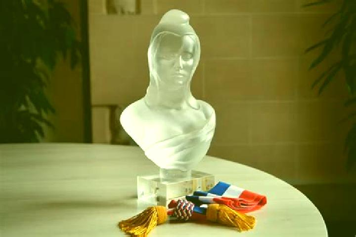 Clara, 23 — Escort in Fournols, France