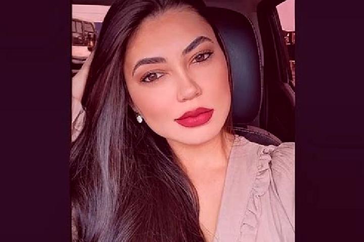 Clara, 23 — Escort in Jaguapita, Brazil