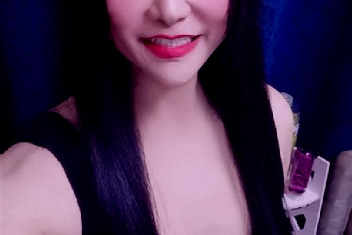 Clara, 23 — Escort in Jina, Romania