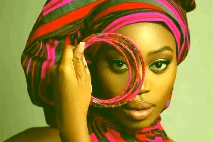 Clara, 23 — Escort in Mongua, Angola