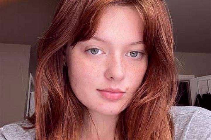 Clara, 24, a auburn amber-eyed indian companion based in Ciplet. Offering Travel Companion, A-Level, Striptease, Massage. Available for incall and outcall, d...