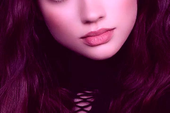 Clara, 24, a auburn brown-eyed european companion based in Stetten. Offering BDSM, GFE, CIM. Available for incall and outcall, day and evening dates.