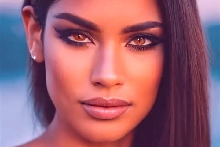 Clara, 24, a black dark-eyed latina companion based in Leotesti. Offering Overnight, OWO, Massage. Available for incall and outcall, day and evening dates.