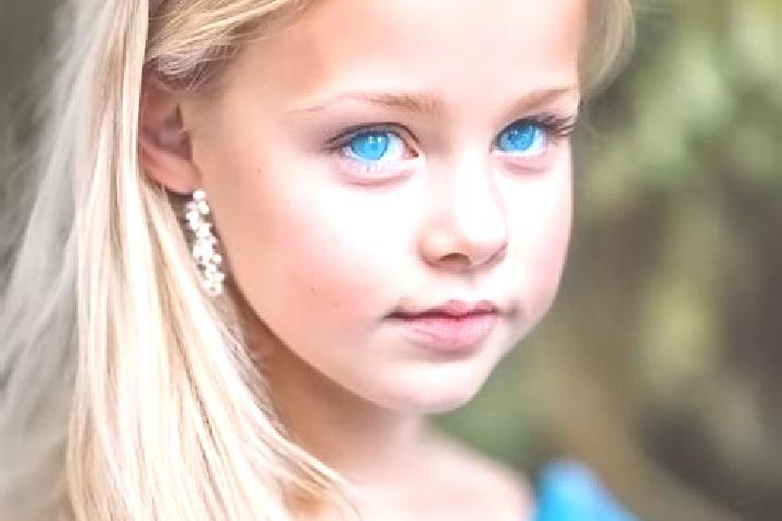 Clara, 24, a blonde blue-eyed asian companion based in Bourthes. Offering A-Level, 69, BDSM. Available for incall and outcall, day and evening dates.