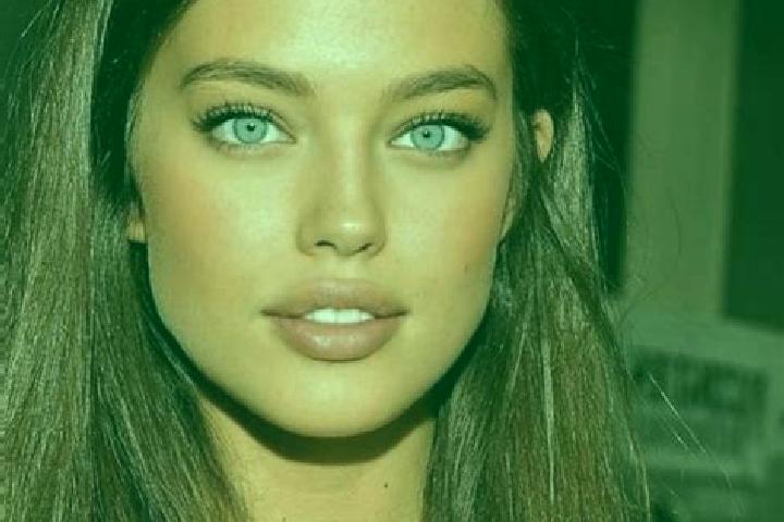 Clara, 24, a chestnut blue-eyed middle eastern companion based in San Nicolas Tolentino. Offering Dinner Date, Travel Companion, Duos. Available for incall a...