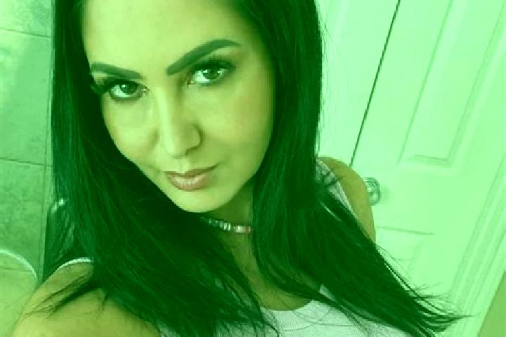 Clara, 24, a chestnut grey-eyed indian companion based in Richmond West. Offering GFE, Striptease, 69, A-Level. Available for incall and outcall, day and eve...