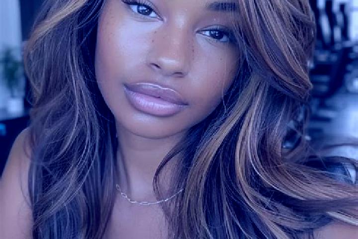 Clara, 24, a dark blonde dark-eyed caribbean companion based in Tullimbar. Offering Overnight, OWO, CIM, Couples, Domination. Available for incall and outcal...