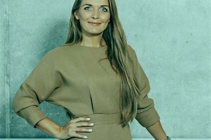 Clara, 24 — Escort in Aakkula, Finland