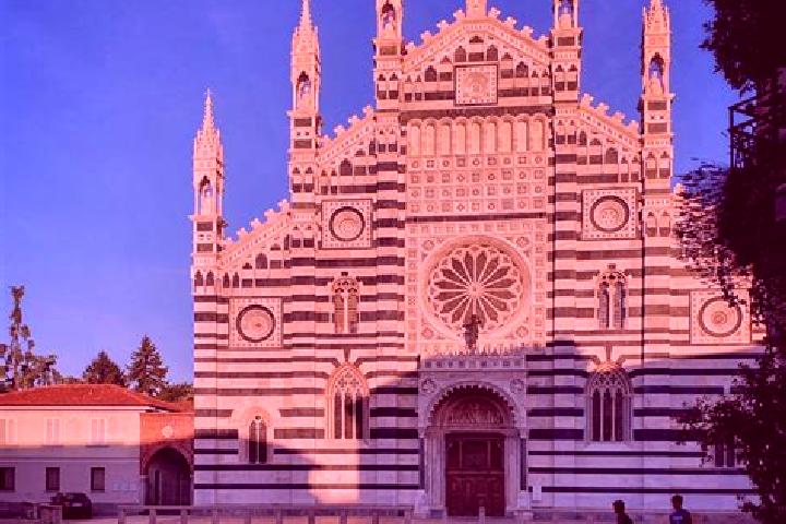 Clara, 24 — Escort in San Maurizio, Italy