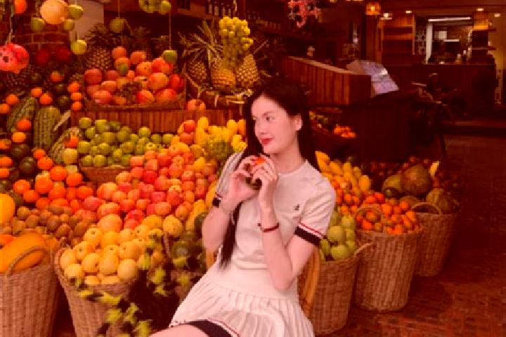Clara, 24 — Escort in Viangxai, Laos