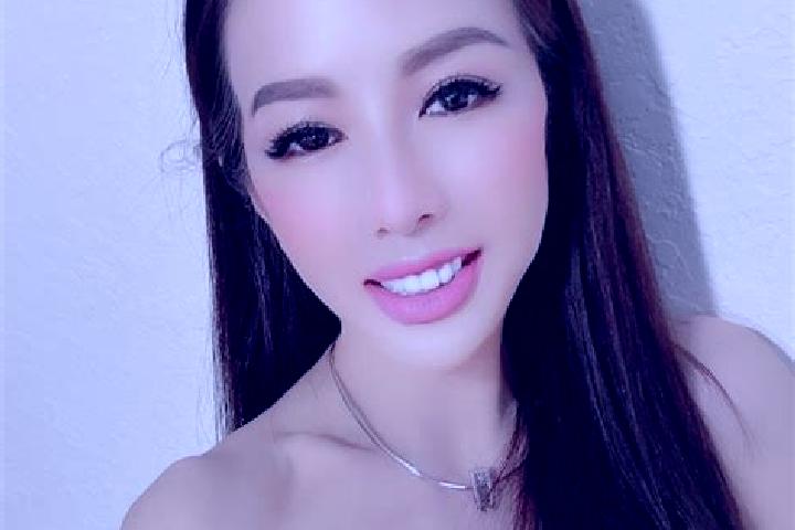 Clara, 24 — Escort in Vivian, United States