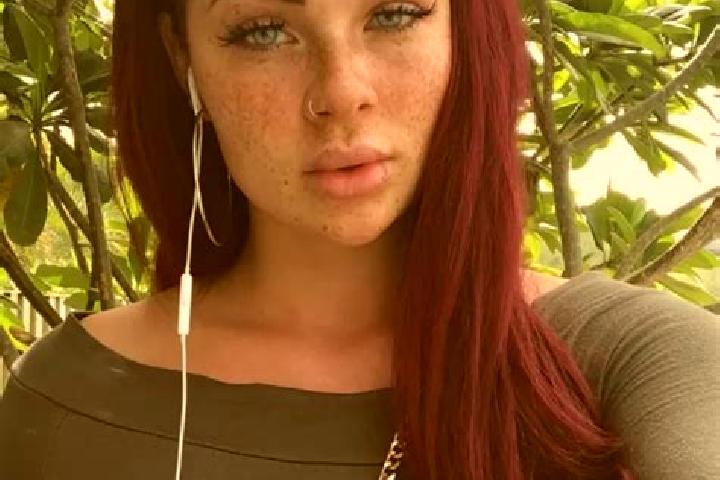 Clara, 25, a auburn grey-eyed latina companion based in Or Akiva. Offering Travel Companion, Tantra, Domination, 69. Available for incall and outcall, day an...