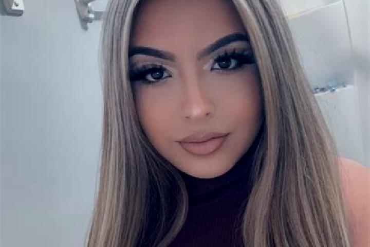 Clara, 25, a blonde amber-eyed latina companion based in Frohnleiten. Offering A-Level, OWO, Domination. Available for incall and outcall, overnight bookings...
