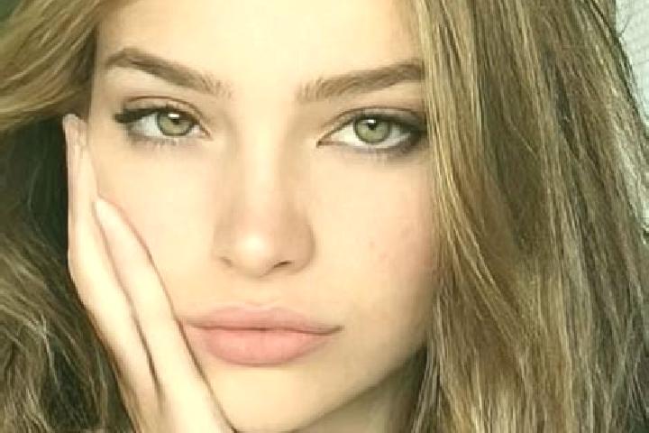Clara, 25, a blonde brown-eyed ebony companion based in Shinao. Offering A-Level, Tantra, Massage. Available for incall and outcall, overnight bookings avail...