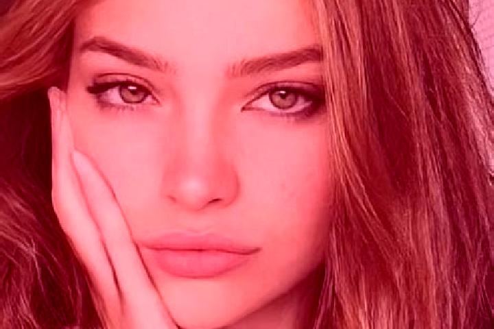 Clara, 25, a blonde brown-eyed mixed companion based in Acquapendente. Offering OWO, Dinner Date. Available for incall and outcall, day and evening dates.