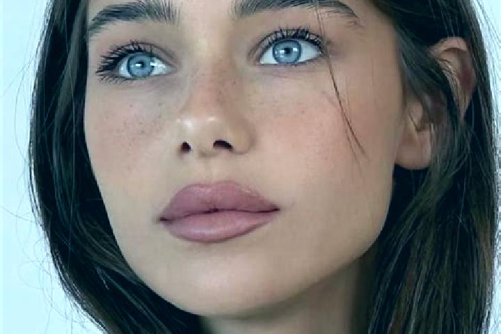Clara, 25, a brunette brown-eyed ebony companion based in Mathi. Offering 69, CIM, A-Level, Deep French Kissing. Available for incall and outcall, day and ev...