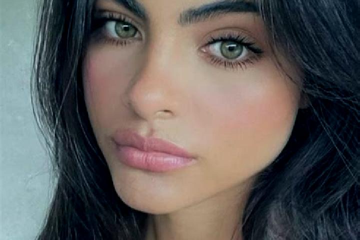 Clara, 25, a red dark-eyed indian companion based in Hardin. Offering Deep French Kissing, OWO, BDSM. Available for incall and outcall, overnight bookings av...