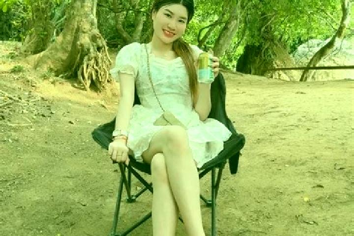 Clara, 25 — Escort in Ban Lak Song, Thailand