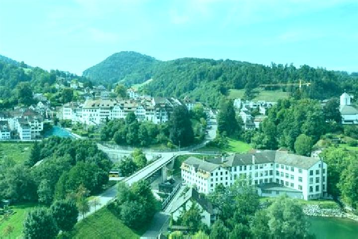 Clara, 25 — Escort in Mogelsberg, Switzerland