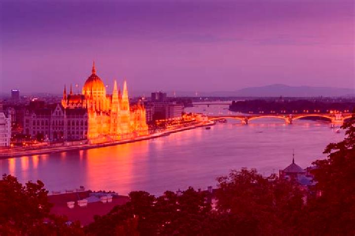 Clara, 25 — Escort in Nyekladhaza, Hungary