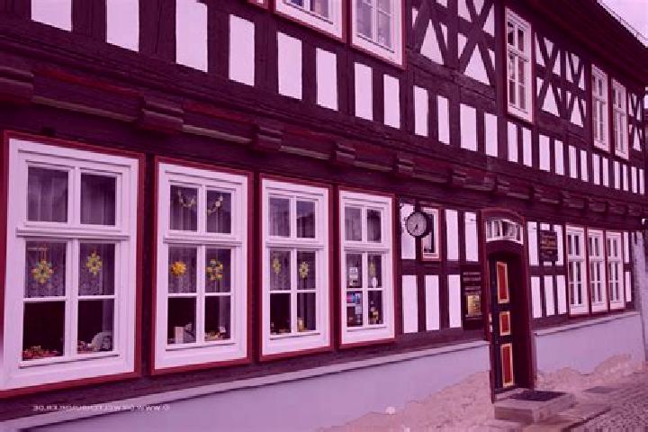 Clara, 25 — Escort in Oberweissbach, Germany