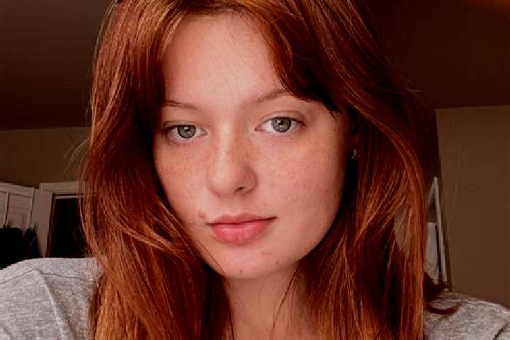 Clara, 26, a auburn blue-eyed caucasian companion based in Hornowek. Offering Dinner Date, GFE, Overnight, CIM, Striptease. Available for incall and outcall,...