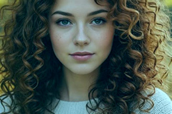 Clara, 26, a auburn blue-eyed slavic companion based in Cuatro de Diciembre. Offering Erotic Massage, Fetish. Available for incall and outcall, day and eveni...