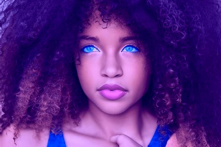 Clara, 26, a black blue-eyed mixed companion based in Fontes Almeida. Offering Striptease, Fetish. Available for incall and outcall, day and evening dates.
