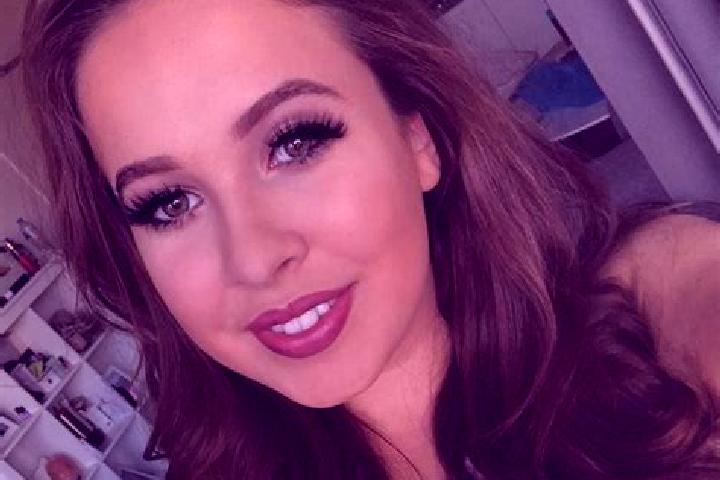 Clara, 26, a black brown-eyed mixed companion based in Calverton Park. Offering Dinner Date, Girlfriend Experience, A-Level, Duos. Available for incall and o...