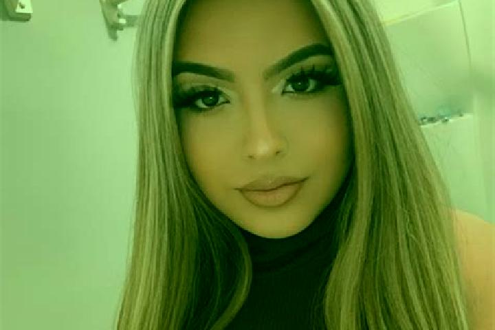 Clara, 26, a blonde grey-eyed latina companion based in Kingham. Offering Dinner Date, Fetish, Tantra. Available for incall and outcall, day and evening dates.