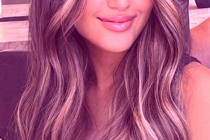 Clara, 26, a dark blonde brown-eyed caribbean companion based in Serra San Quirico. Offering A-Level, GFE, OWO. Available for incall and outcall, overnight b...