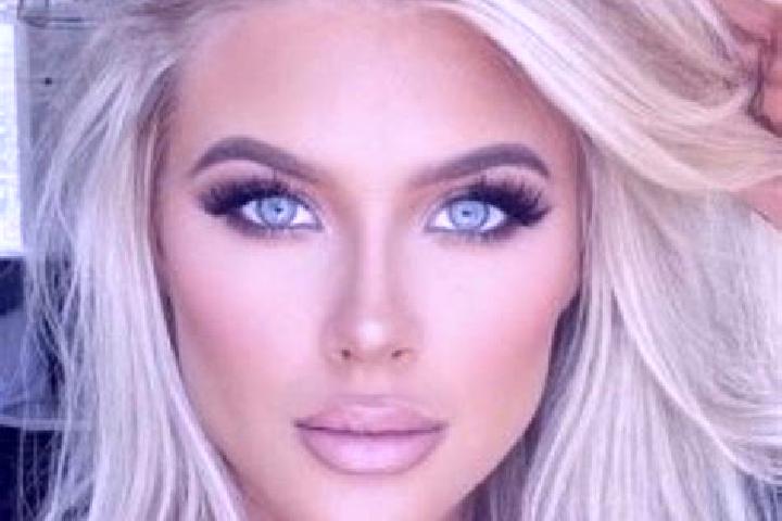 Clara, 26, a platinum blonde blue-eyed latina companion based in Toftir. Offering 69, Party Girl, Massage, Striptease. Available for incall and outcall, over...